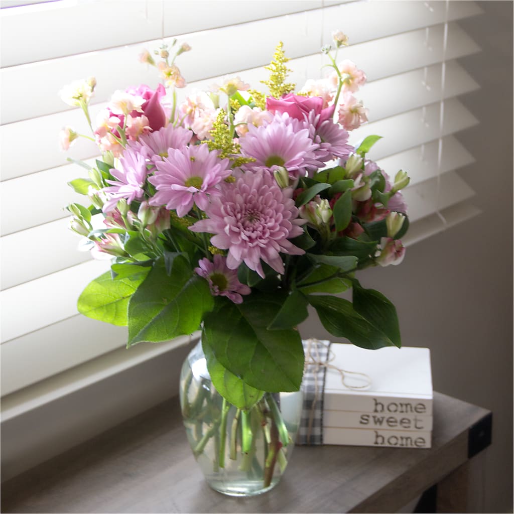 Pastel Tradition - A Florist Original –  Flowers By Josie, Grayling MI