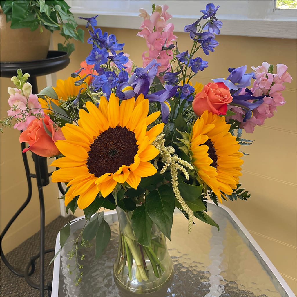 Rays of Life Bouquet –  Flowers By Josie, Grayling MI