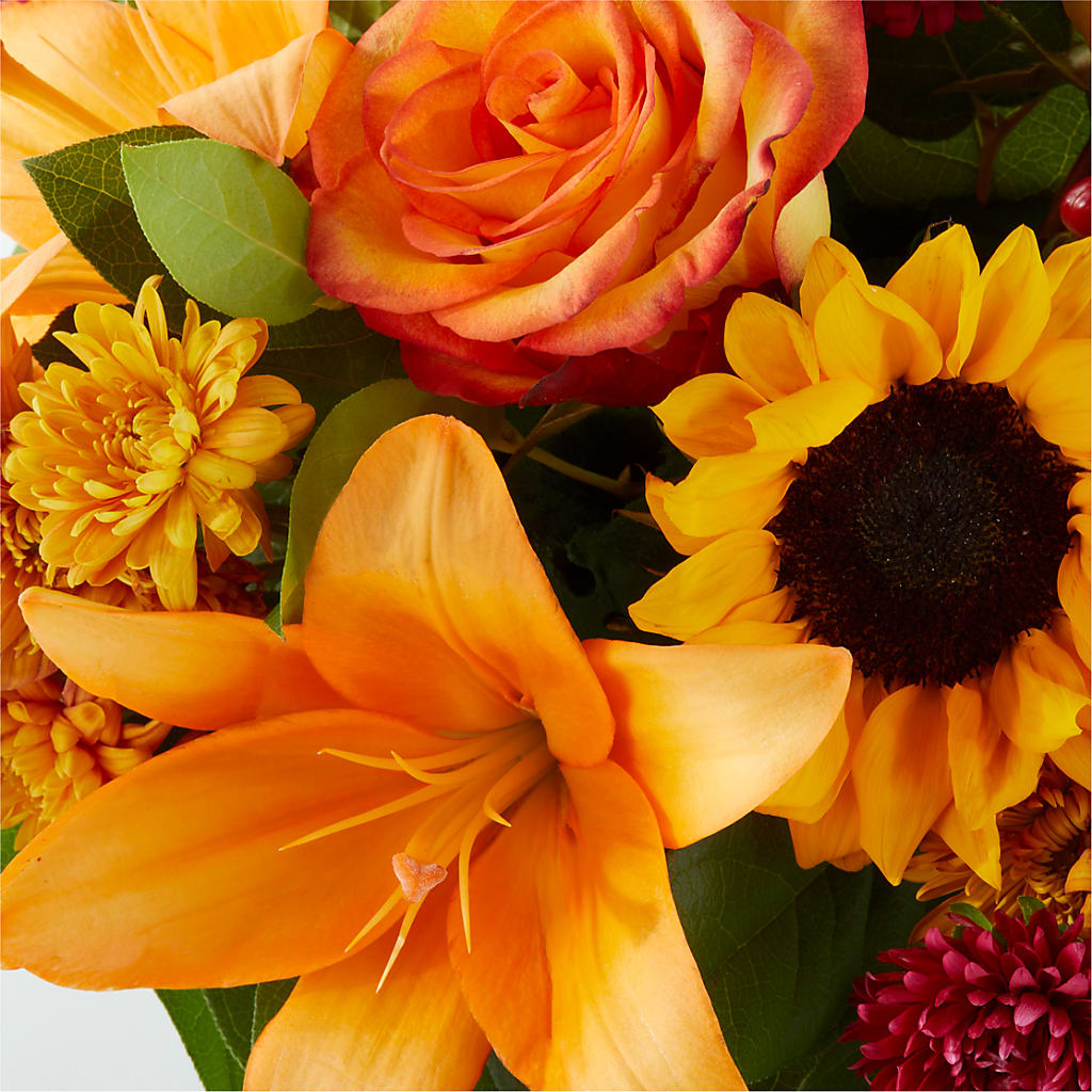 Grateful Centerpiece –  Flowers By Josie, Grayling MI
