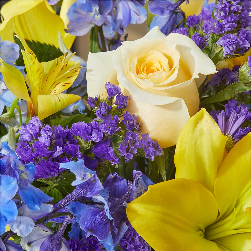 Limoncello Bouquet –  Flowers By Josie, Grayling MI